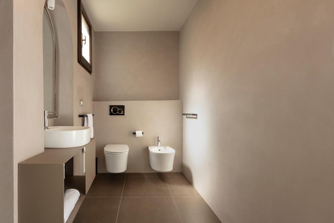 Palazzo Dei Tolomei Bed & Breakfast Lecce Bagian luar foto